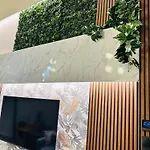 M Boutique Center סלוניקי